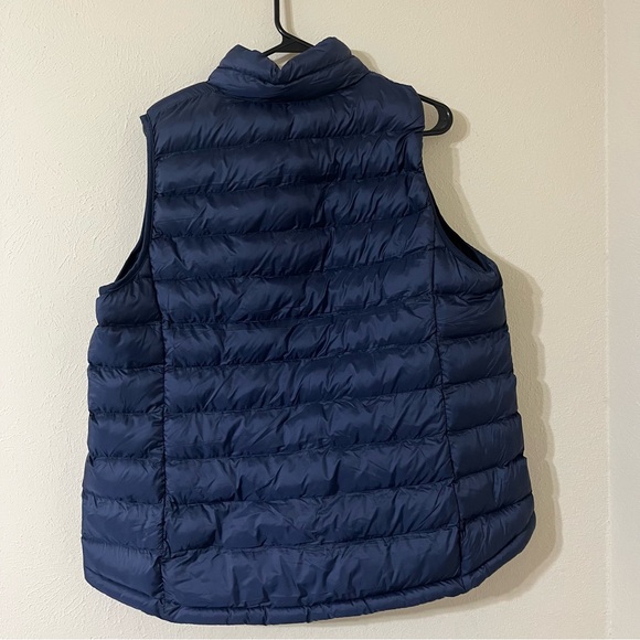 WOMEN'S LIGHTWEIGHT POLY-FILL PACKABLE VEST - Picture 5 of 7